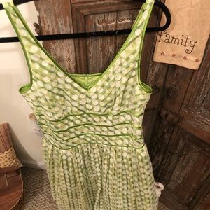 New V-Cut polka dot fitted back zipper mid leg length cute summer sundress.